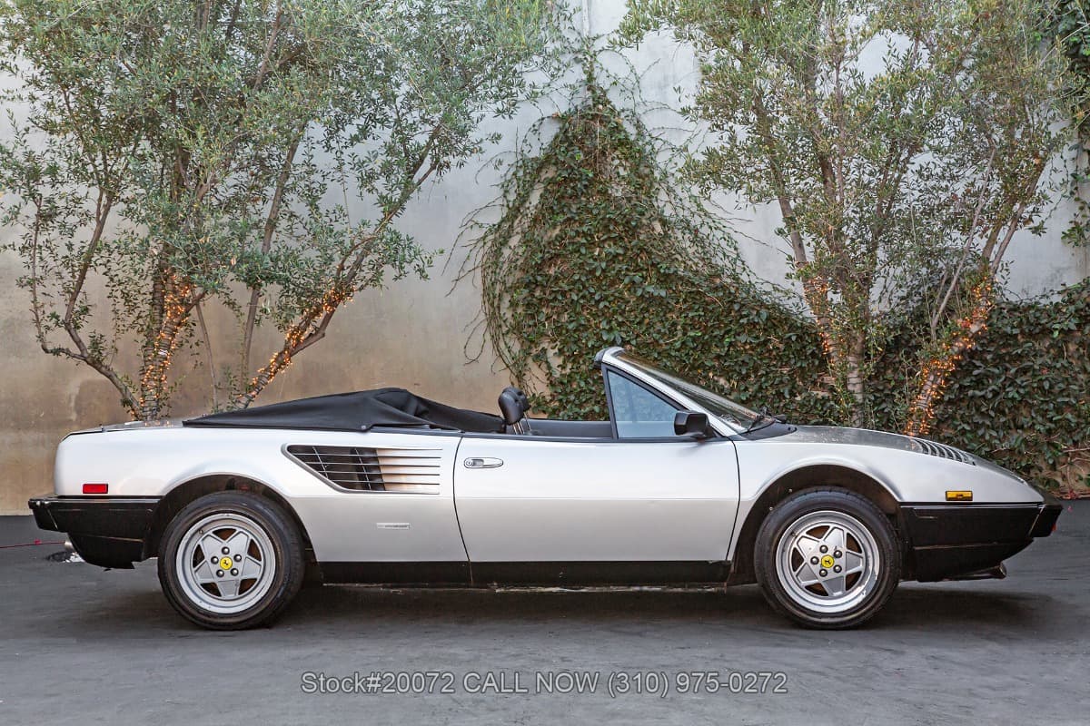1984 Ferrari Mondial Cabriolet thumbnail 3