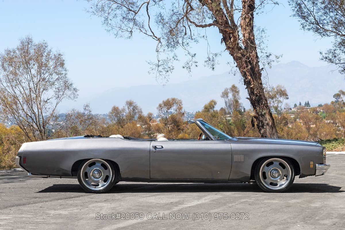 1972 Oldsmobile Delta 88 Royale Convertible thumbnail 3