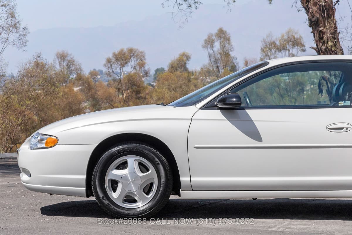 2003 Chevrolet Monte Carlo SS thumbnail 10