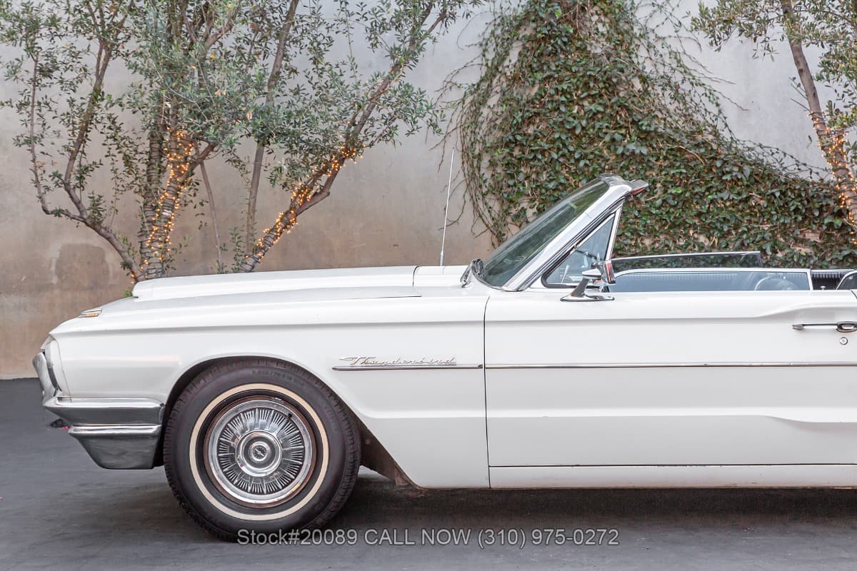 1964 Ford Thunderbird Convertible thumbnail 12