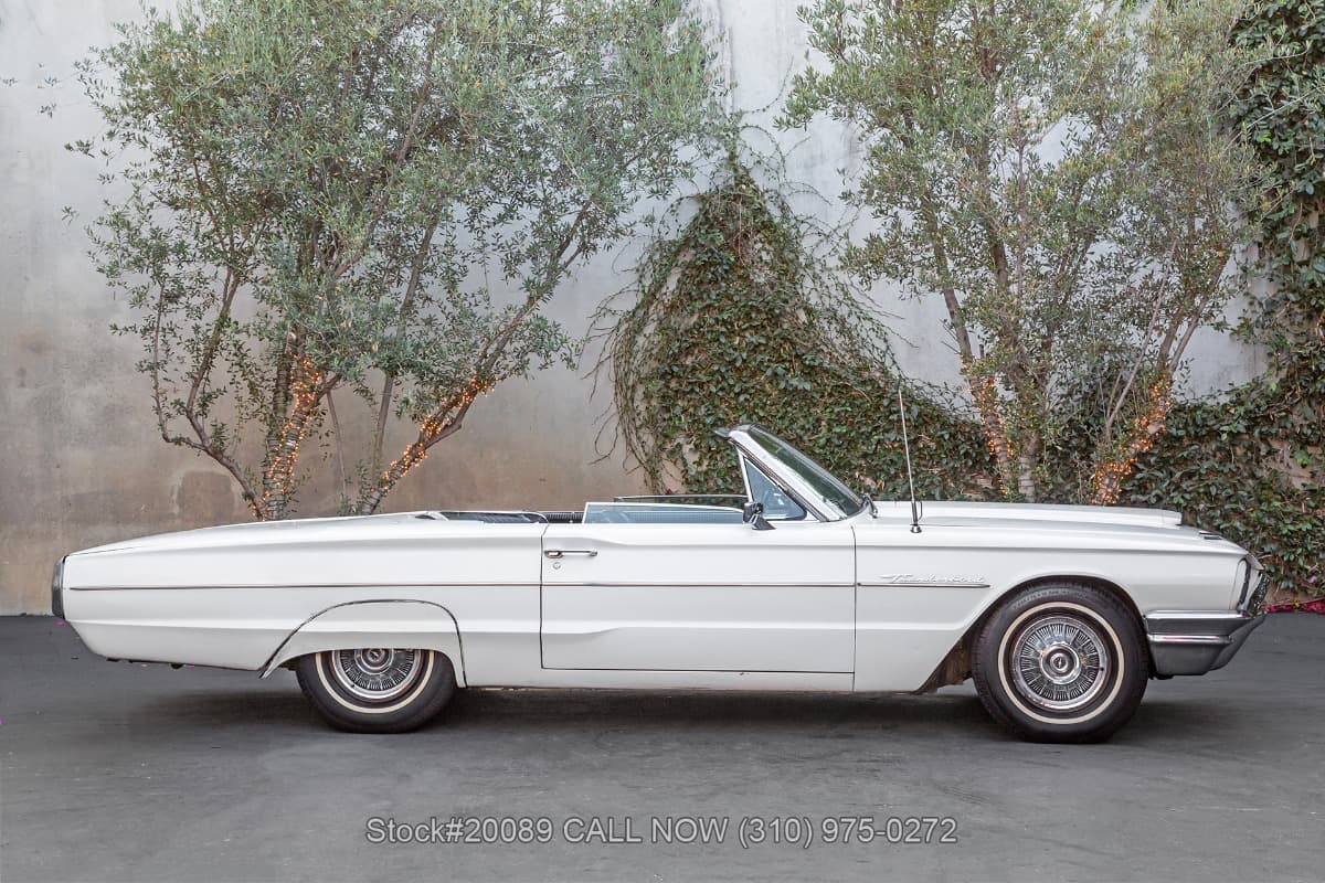 1964 Ford Thunderbird Convertible thumbnail 3