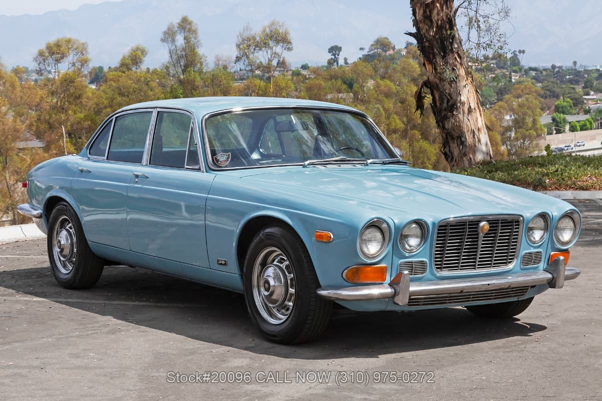 1971 Jaguar XJ6 4.2 Series I Saloon β photo 1