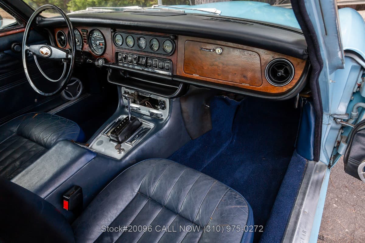 1971 Jaguar XJ6 4.2 Series I Saloon thumbnail 16