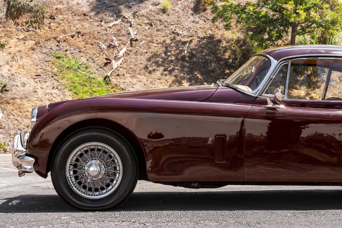 1961 Jaguar XK150 3.8-Liter Fixed Head Coupe Special Equipment thumbnail 11