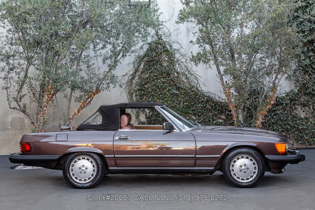 1986 Mercedes 560SL with 2 tops thumbnail 6