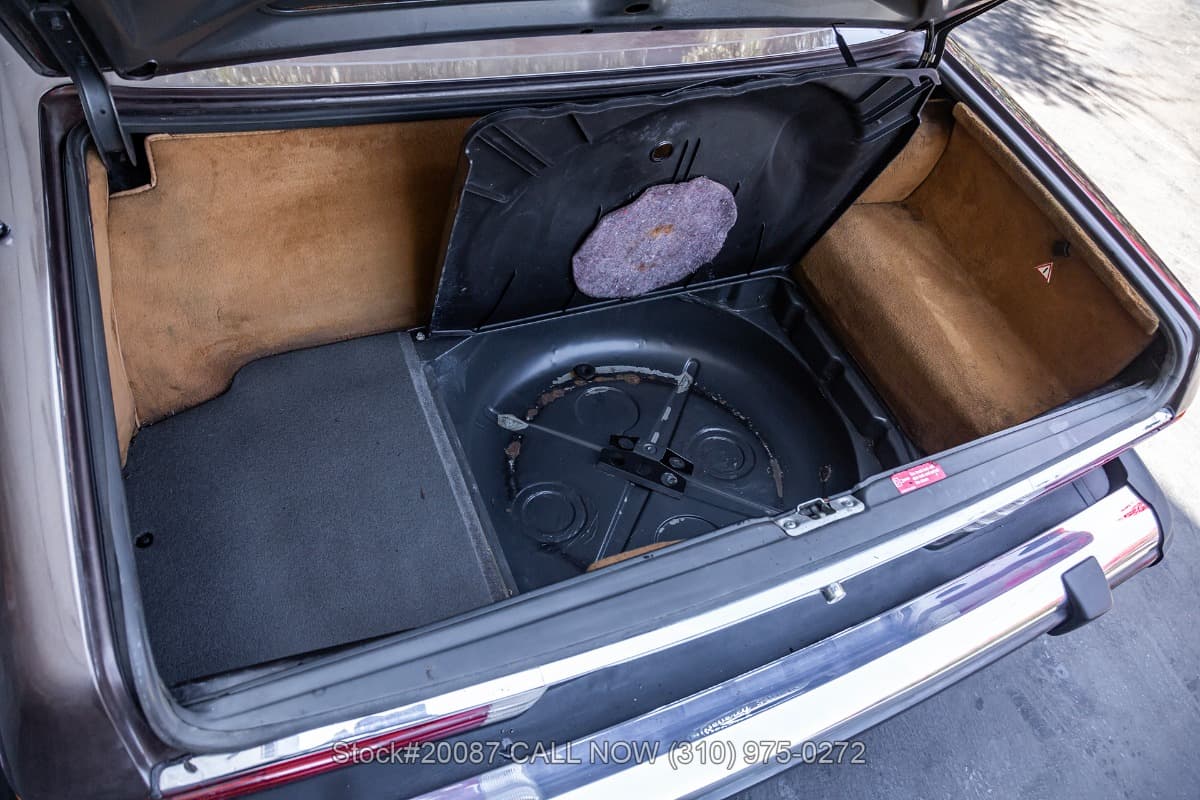 1986 Mercedes 560SL with 2 tops thumbnail 22