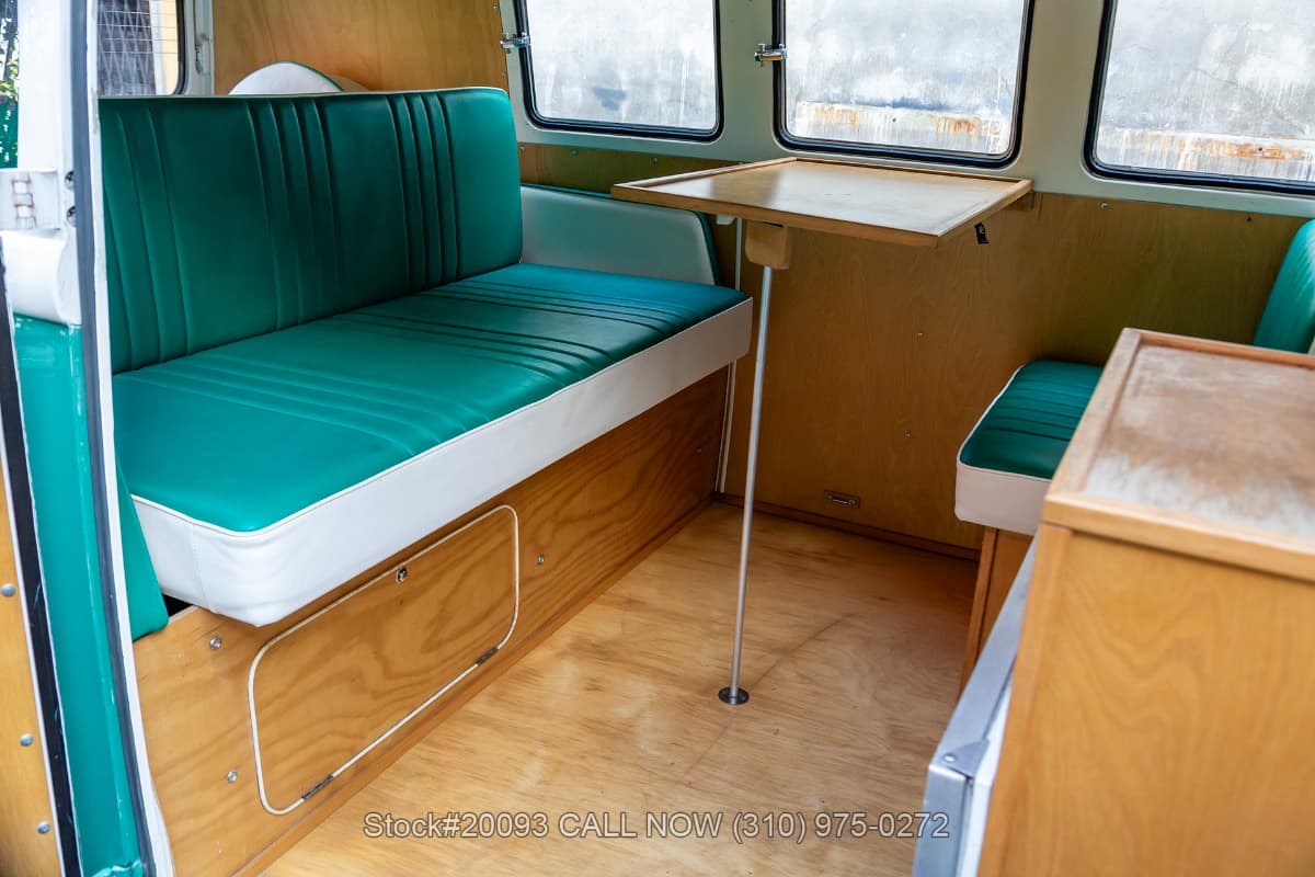 1966 Volkswagen Type 2 Bus thumbnail 16