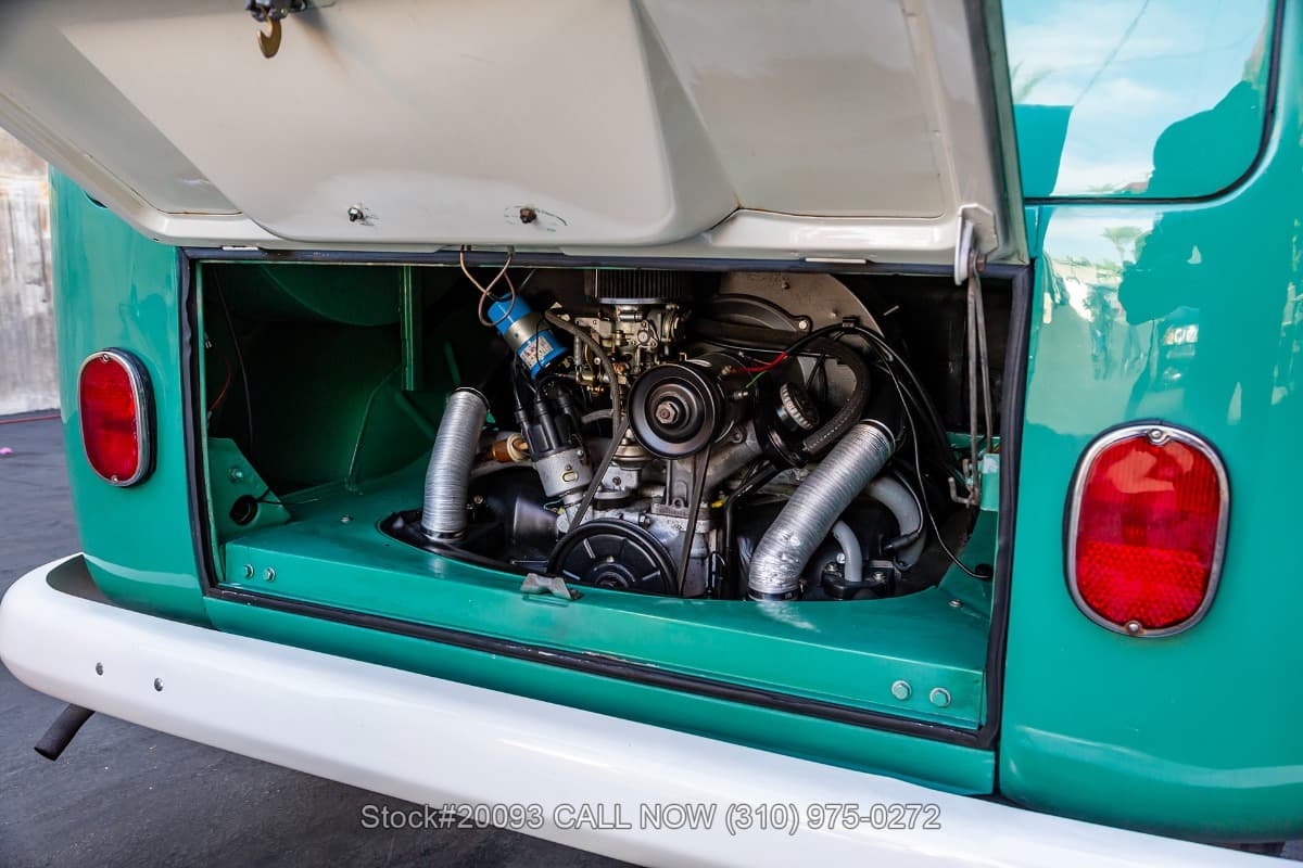 1966 Volkswagen Type 2 Bus thumbnail 26