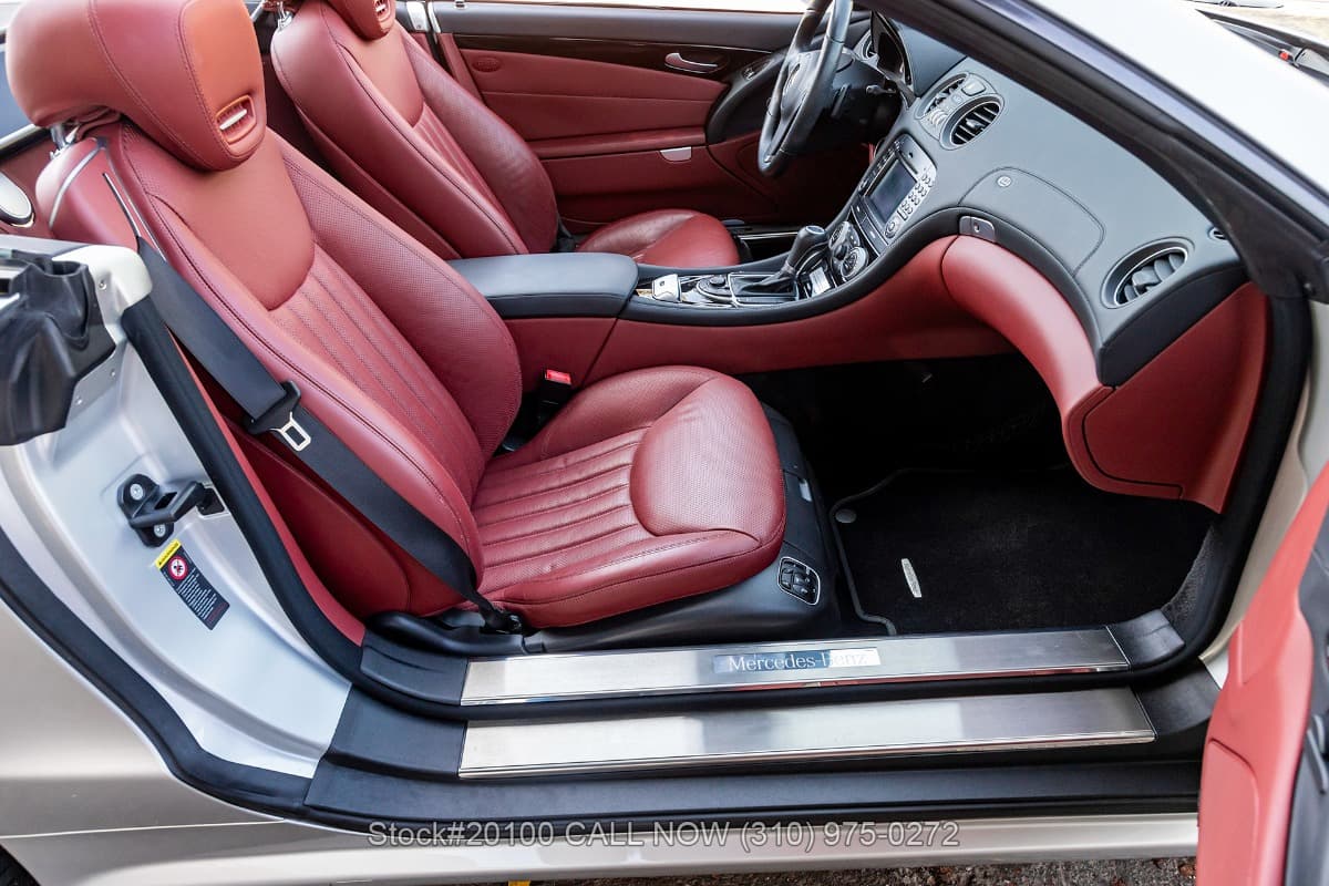 2009 Mercedes SL550 Silver Arrow Edition thumbnail 18