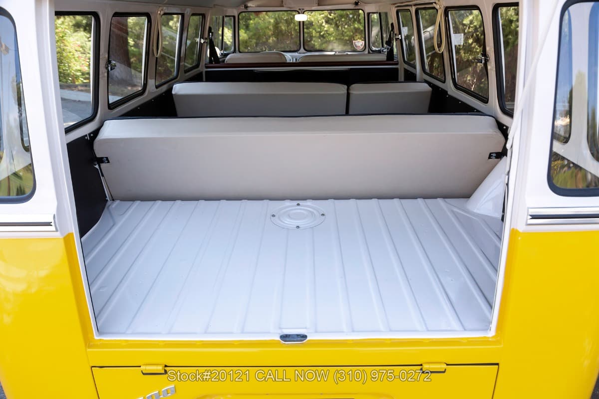 1974 Volkswagen 15-Window Brazilian-built Type 2 Deluxe Bus thumbnail 21