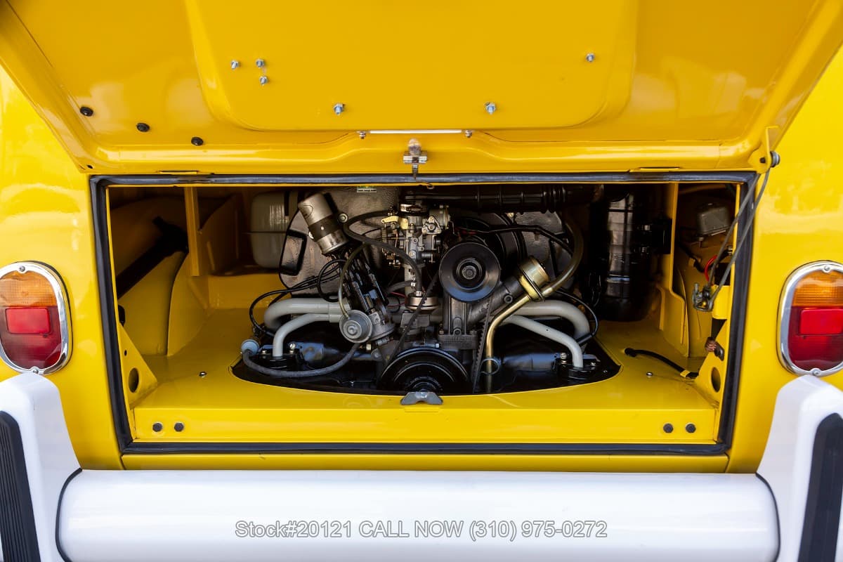 1974 Volkswagen 15-Window Brazilian-built Type 2 Deluxe Bus thumbnail 24