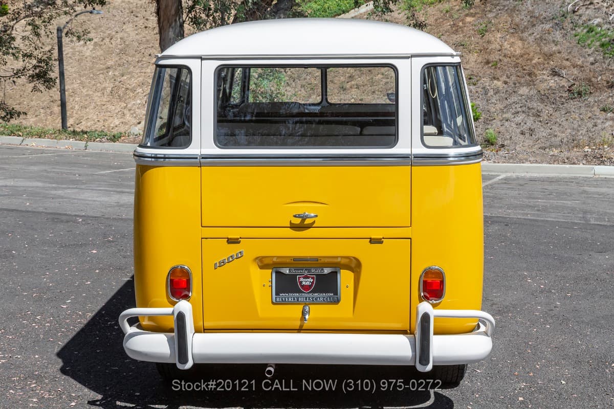 1974 Volkswagen 15-Window Brazilian-built Type 2 Deluxe Bus thumbnail 5