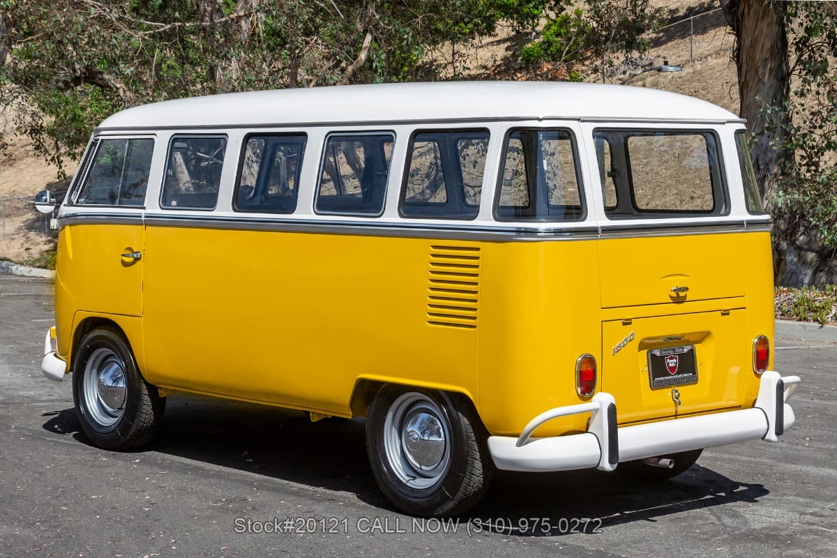 1974 Volkswagen 15-Window Brazilian-built Type 2 Deluxe Bus thumbnail 6