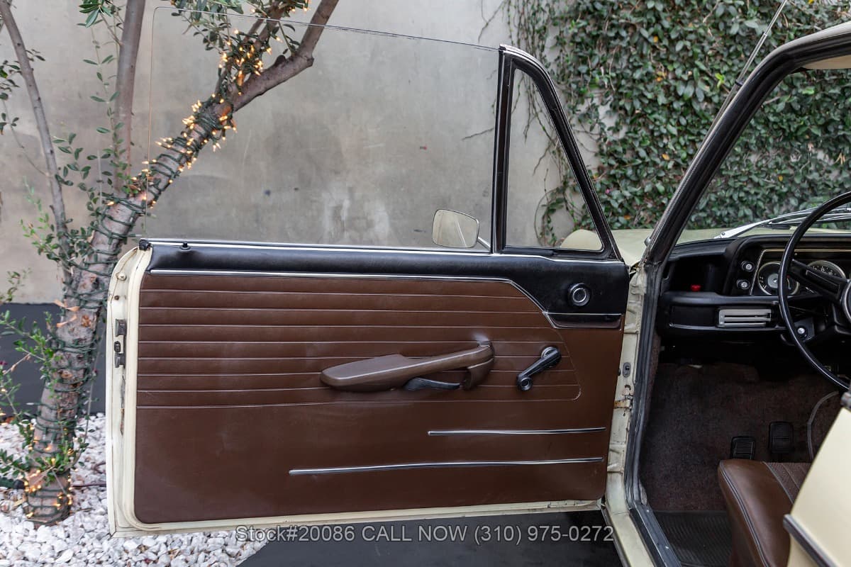 1968 BMW 1600-2 4-Speed thumbnail 10