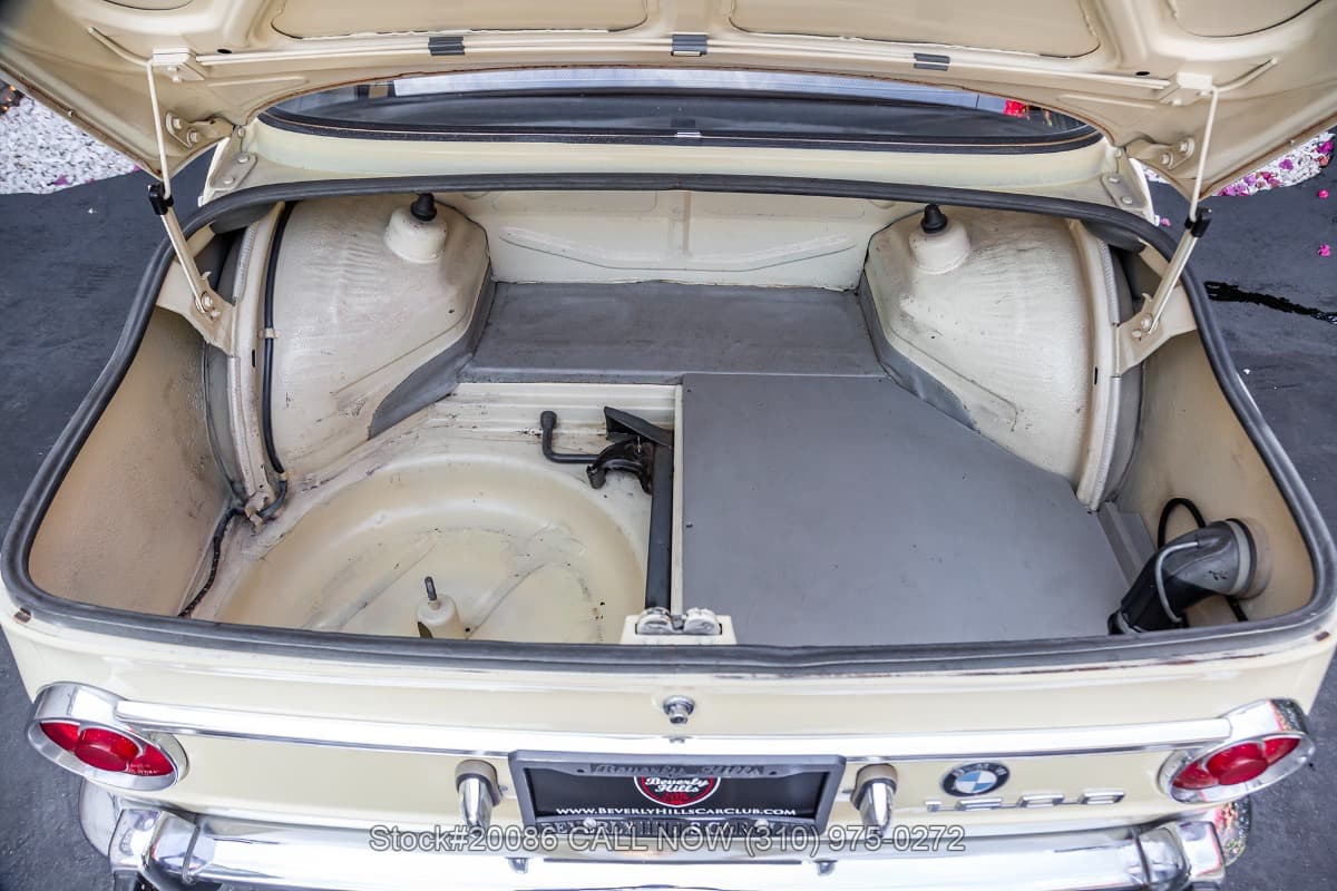 1968 BMW 1600-2 4-Speed thumbnail 19