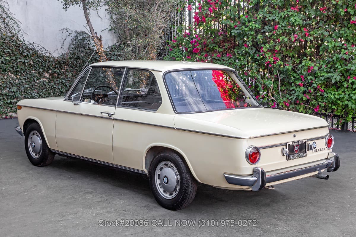 1968 BMW 1600-2 4-Speed thumbnail 5