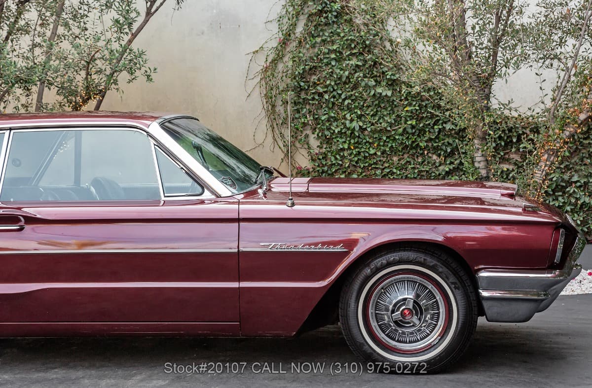 1964 Ford Thunderbird Hardtop Coupe thumbnail 8