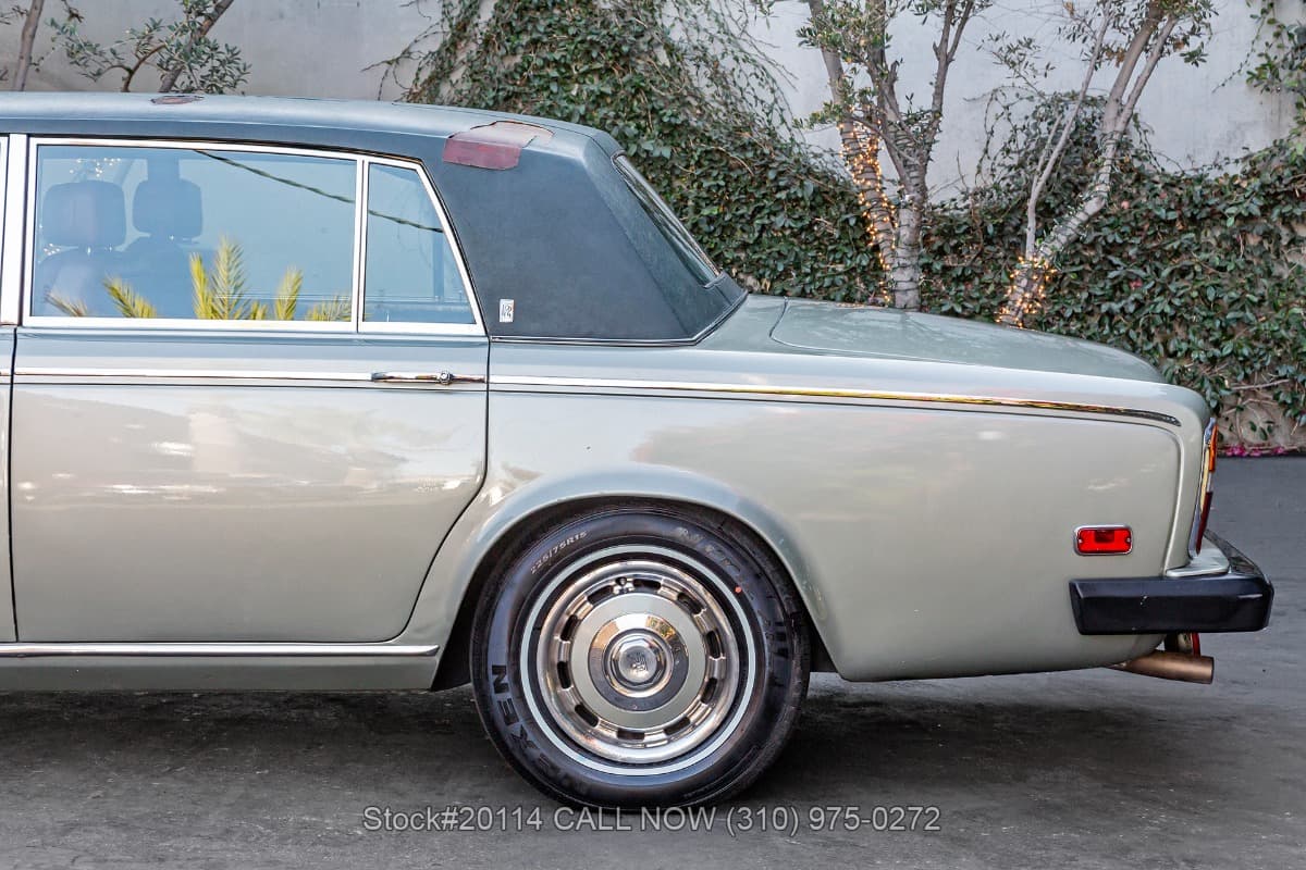 1976 Rolls-Royce Silver Shadow Long-Wheel-Base thumbnail 9