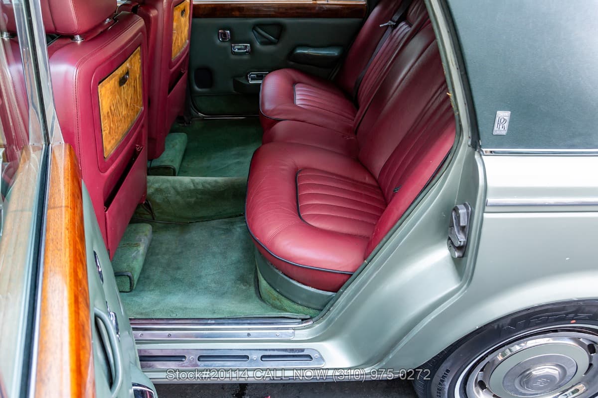 1976 Rolls-Royce Silver Shadow Long-Wheel-Base thumbnail 13