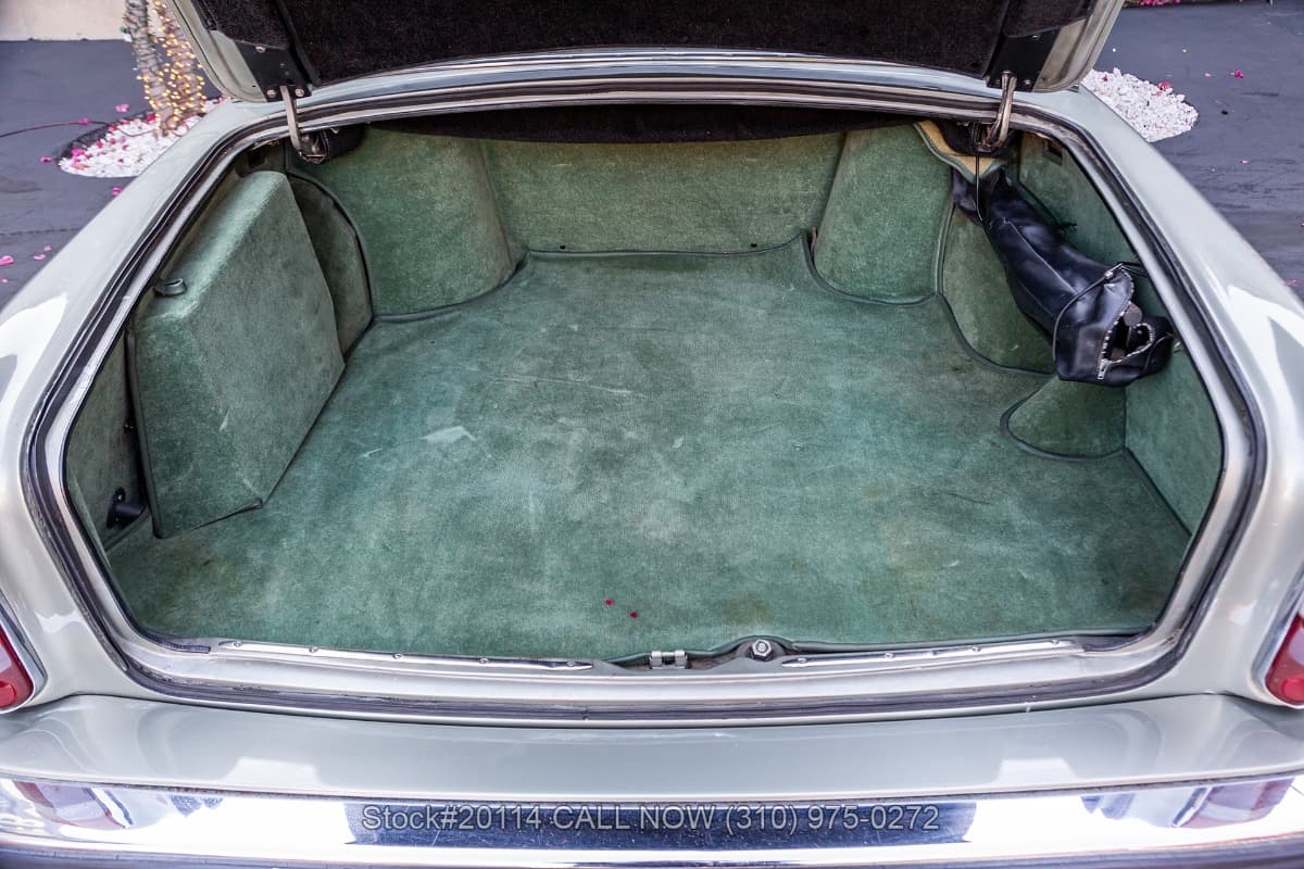 1976 Rolls-Royce Silver Shadow Long-Wheel-Base thumbnail 20