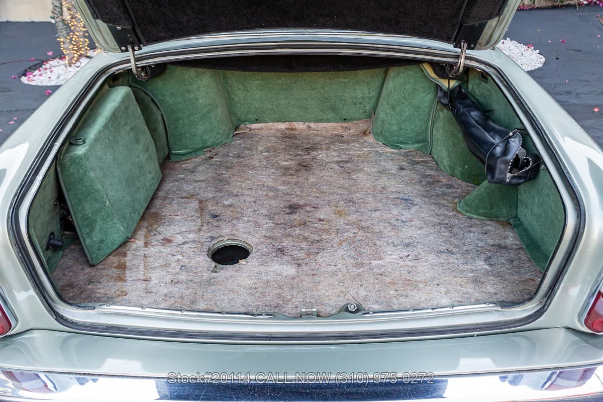 1976 Rolls-Royce Silver Shadow Long-Wheel-Base thumbnail 22