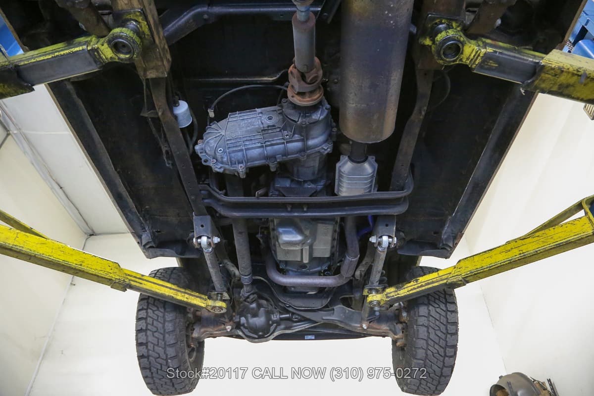 1990 Ford Bronco Custom 4X4 thumbnail 17