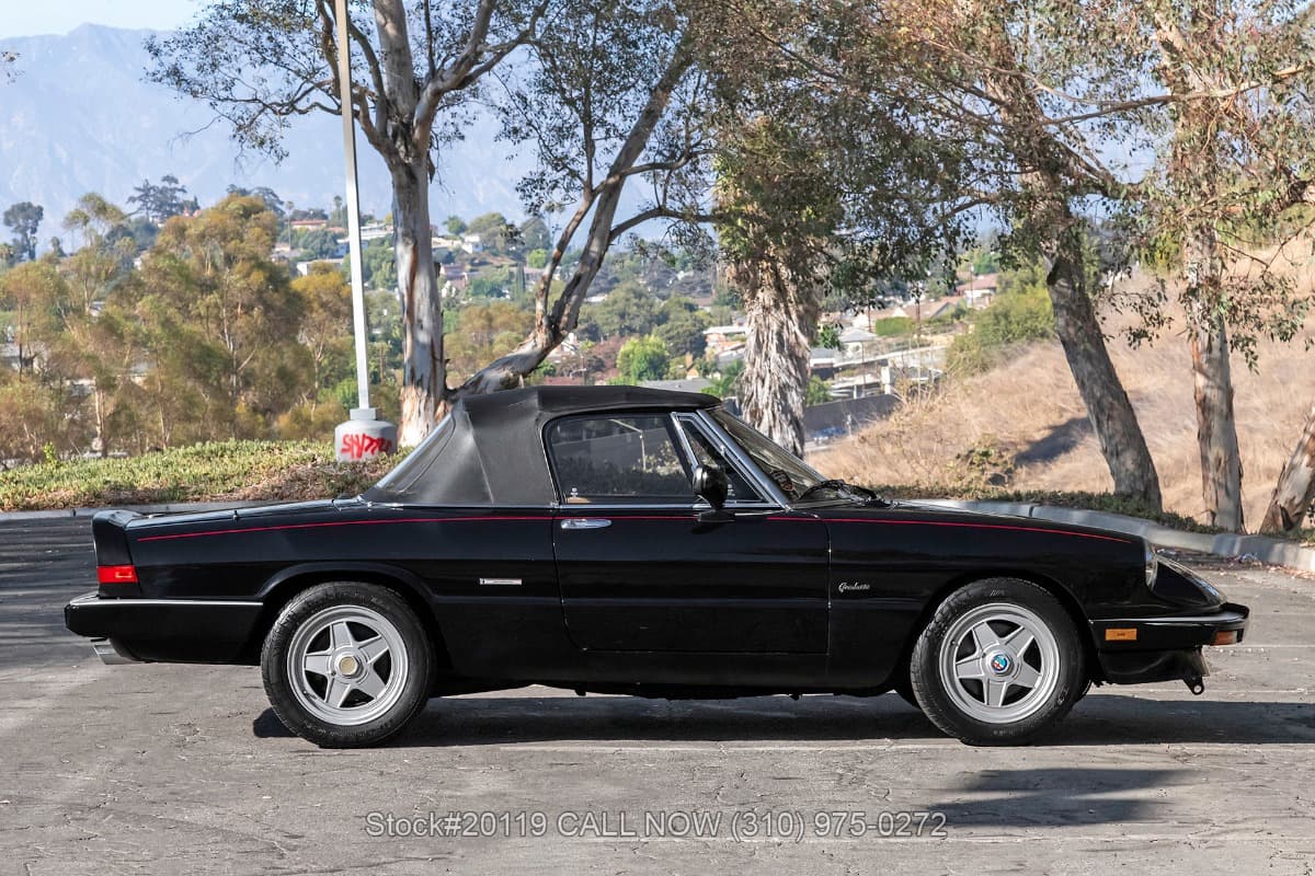 1990 Alfa Romeo Spider Graduate thumbnail 8