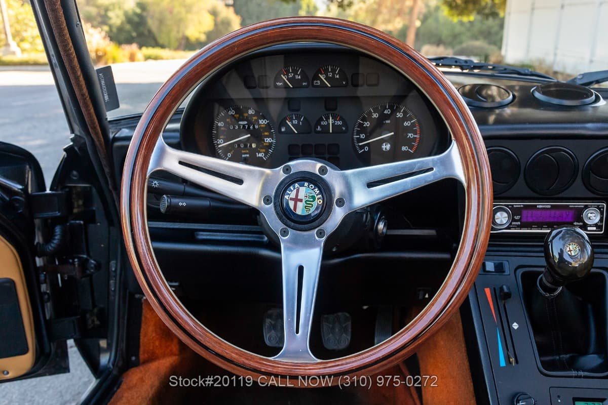 1990 Alfa Romeo Spider Graduate thumbnail 17