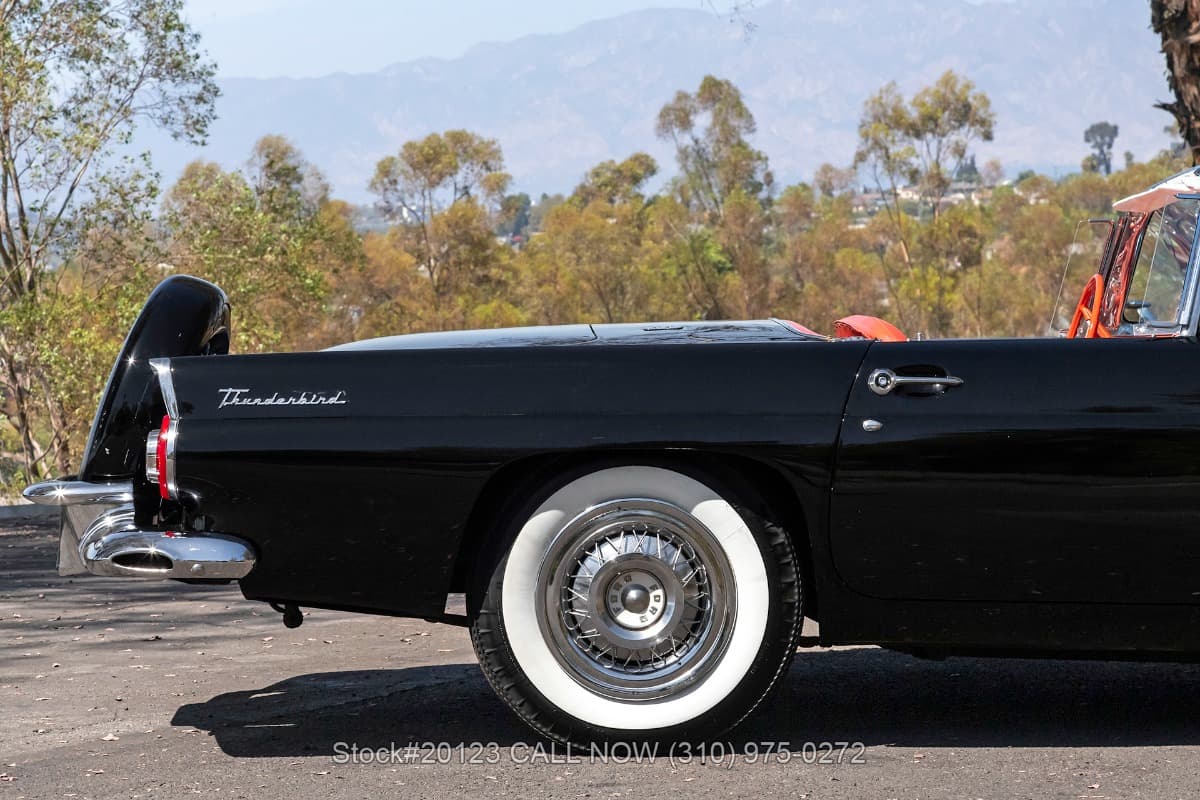 1956 Ford Thunderbird Convertible thumbnail 14