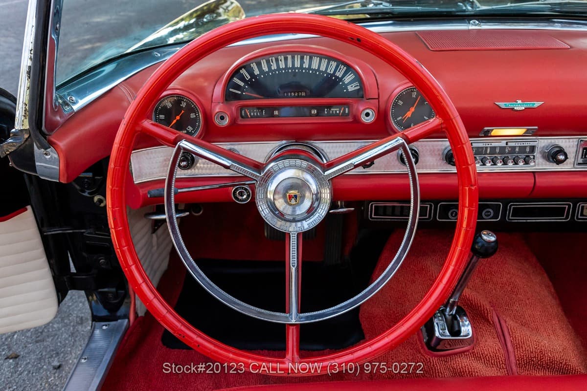 1956 Ford Thunderbird Convertible thumbnail 18