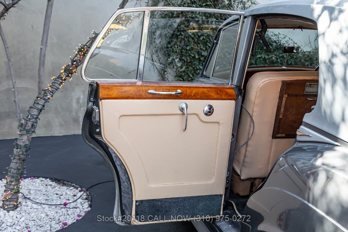 1958 Bentley S1 Right-Hand-Drive thumbnail 11