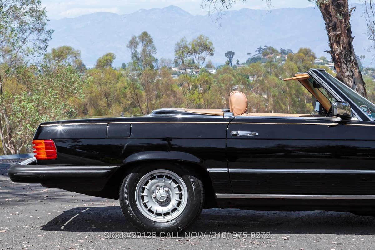 1983 Mercedes 380SL with 2 tops thumbnail 12