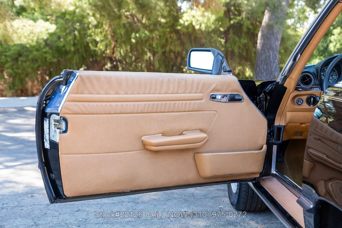 1983 Mercedes 380SL with 2 tops thumbnail 14