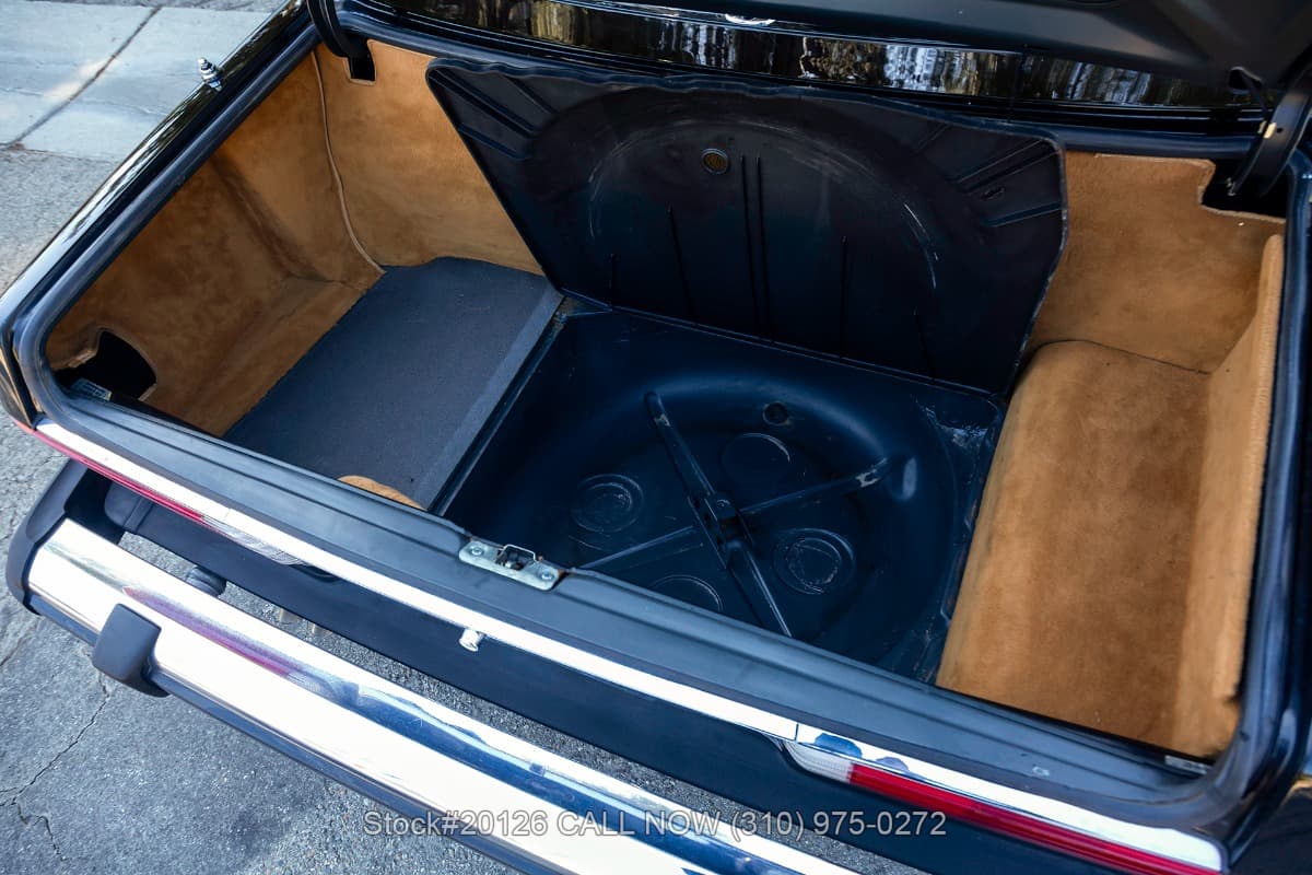 1983 Mercedes 380SL with 2 tops thumbnail 22