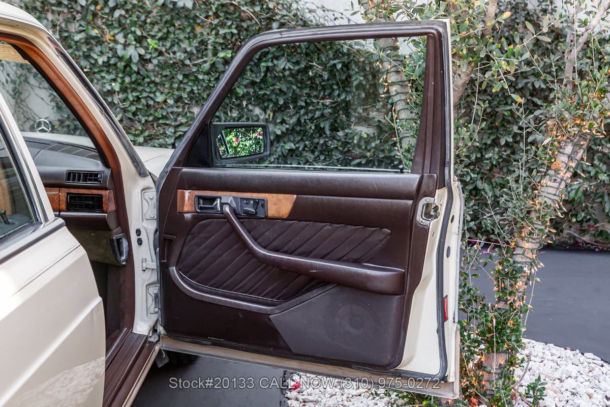 1989 Mercedes 560SEL thumbnail 18