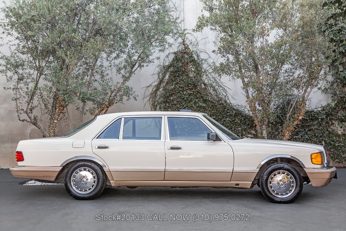 1989 Mercedes 560SEL thumbnail 3