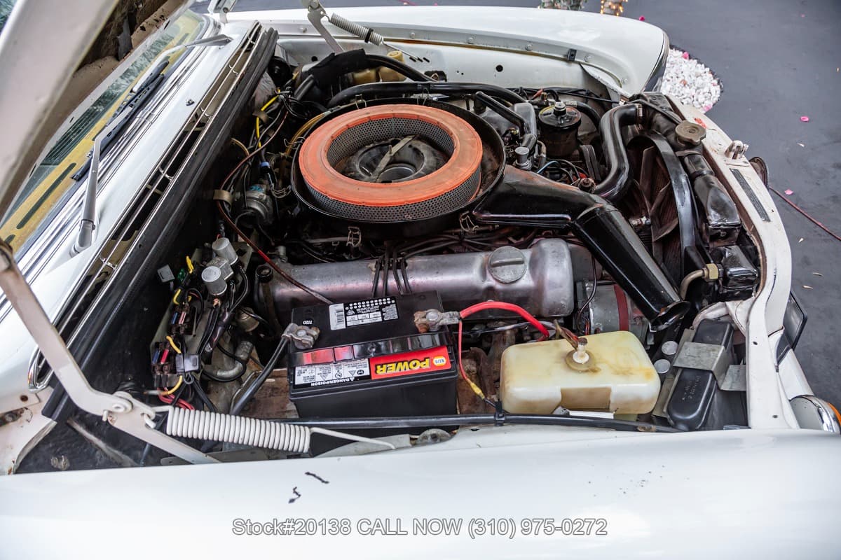 1972 Mercedes 280SE 4.5 thumbnail 25