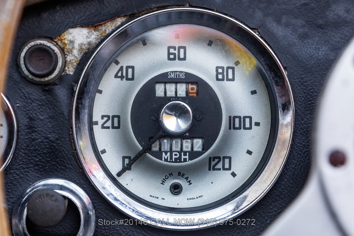 1959 Austin-Healey 100-6 Convertible Sports Car thumbnail 15