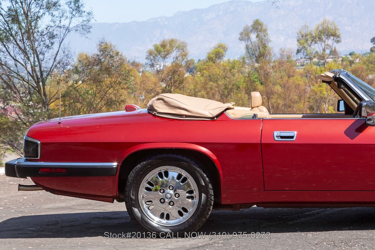1993 Jaguar XJS Convertible thumbnail 11