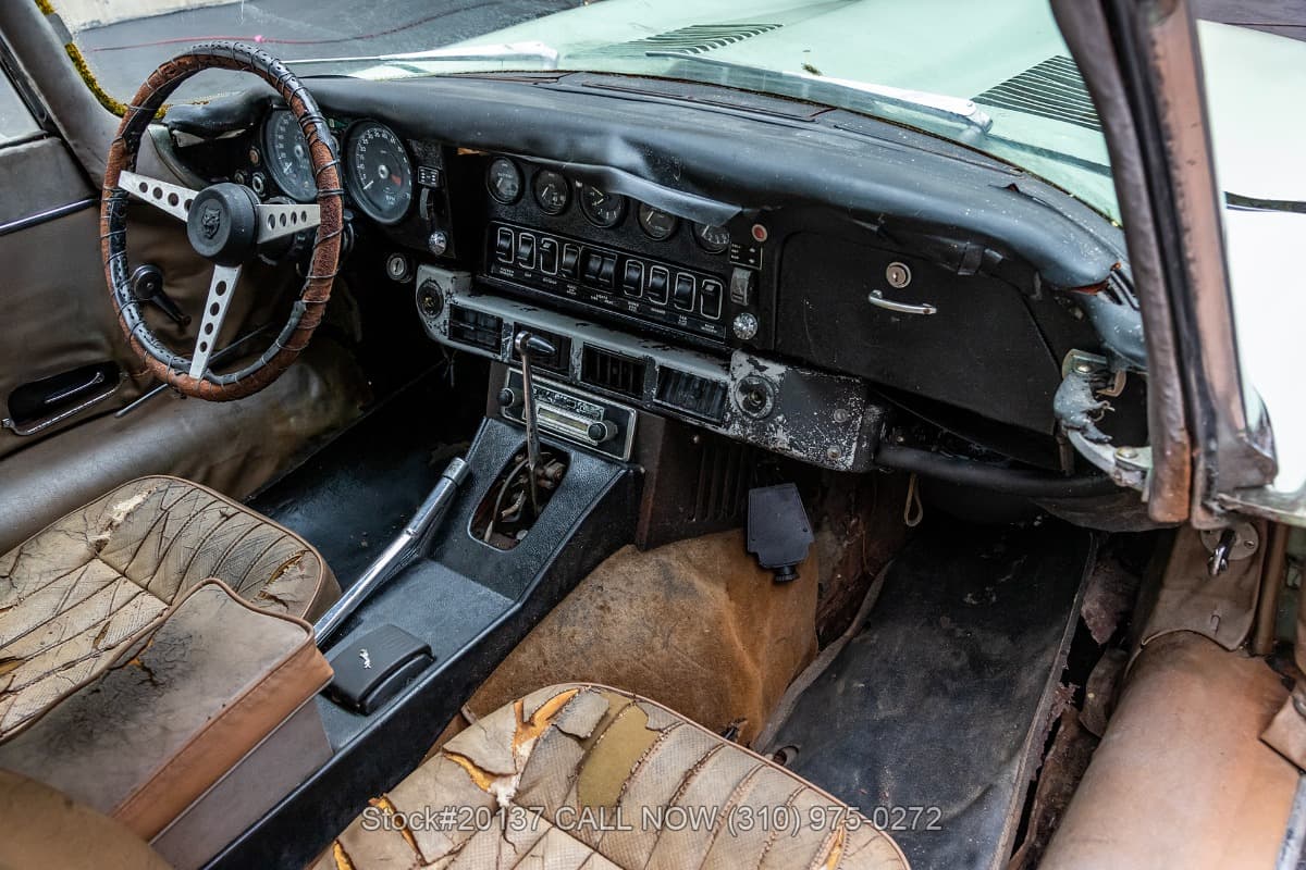 1971 Jaguar XKE V12 2+2 Series III thumbnail 18