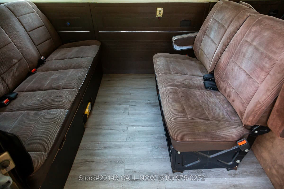 1985 Volkswagen Vanagon Bus thumbnail 19