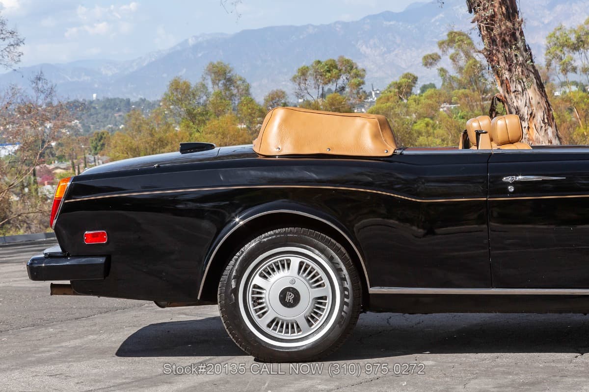 1988 Rolls-Royce Corniche II Convertible thumbnail 11