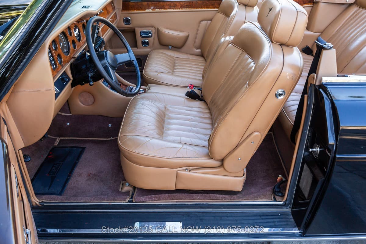 1988 Rolls-Royce Corniche II Convertible thumbnail 15