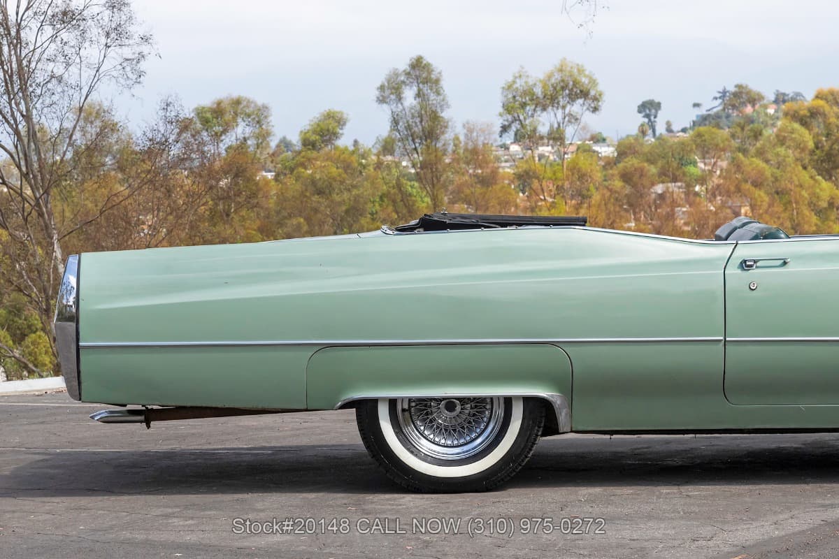 1967 Cadillac DeVille Convertible thumbnail 13