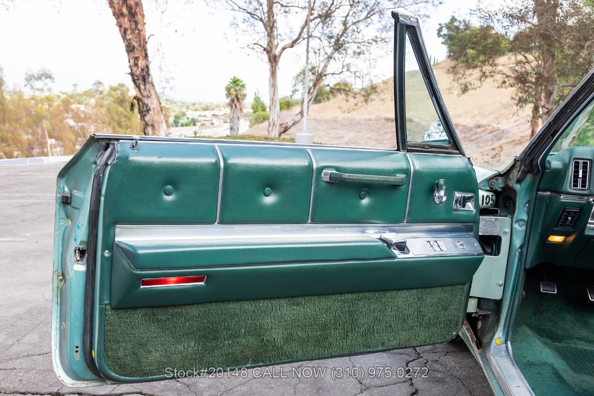1967 Cadillac DeVille Convertible thumbnail 15