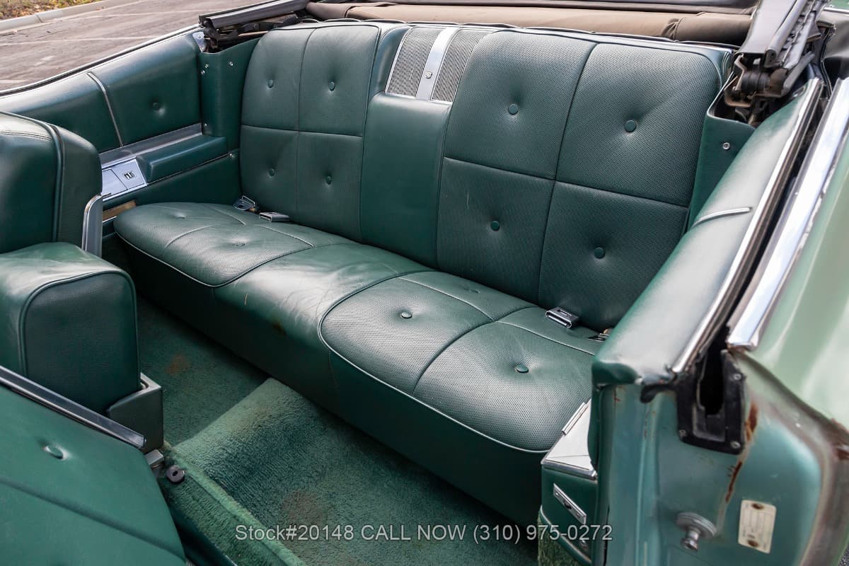 1967 Cadillac DeVille Convertible thumbnail 16