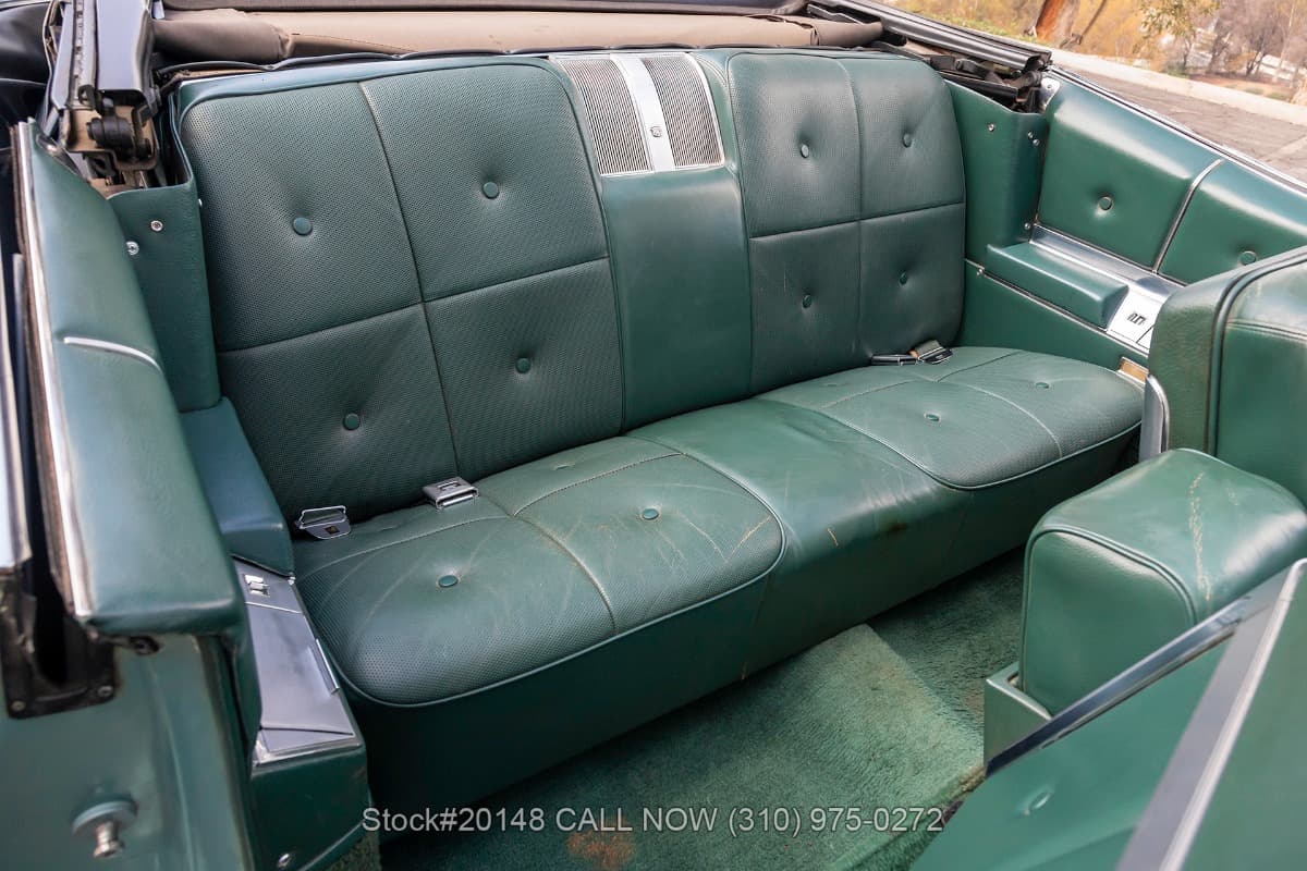 1967 Cadillac DeVille Convertible thumbnail 19