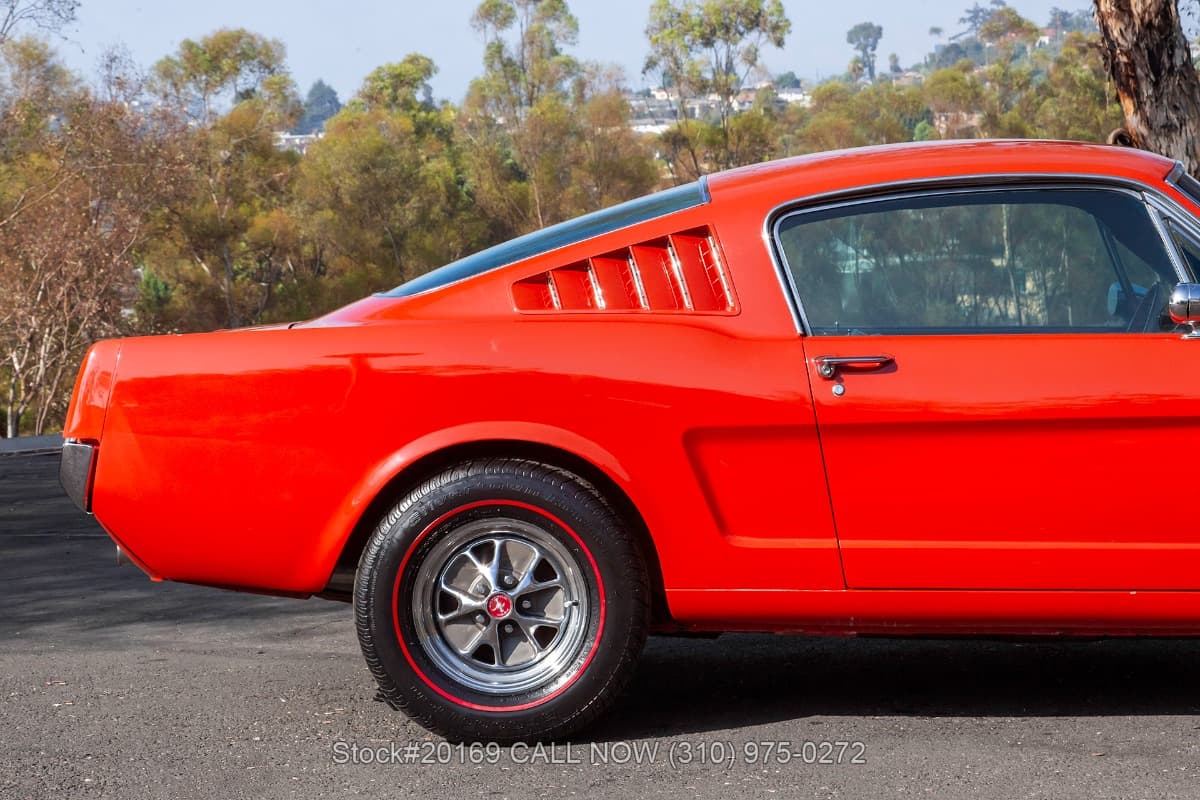 1965 Ford Mustang A-Code Fastback thumbnail 10