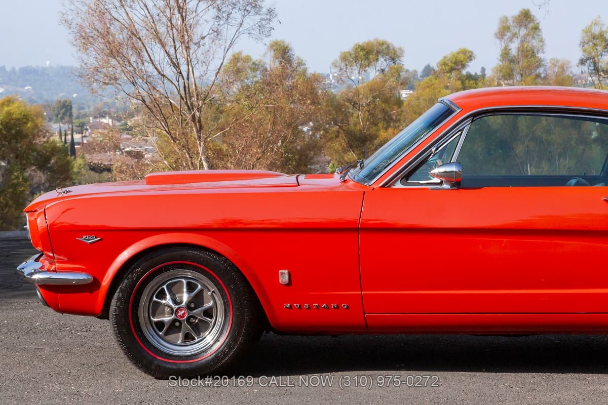 1965 Ford Mustang A-Code Fastback thumbnail 11
