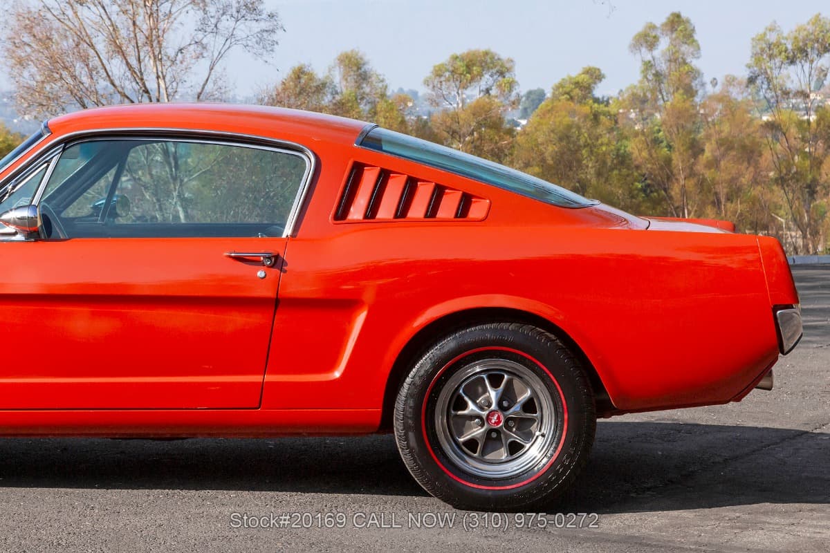 1965 Ford Mustang A-Code Fastback thumbnail 12